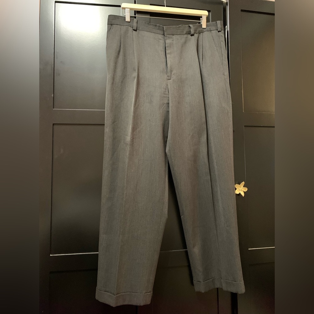 Eddie Bauer,Gray,Men's Pants,size 38 waist,pure wool,office,basics,everyday